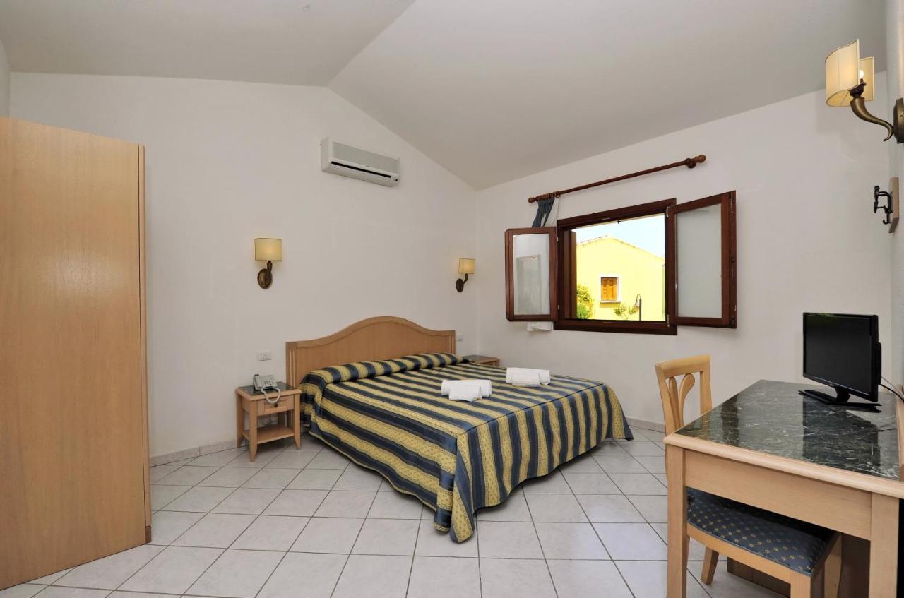 Hotel Cala Mirto Budoni Extérieur photo