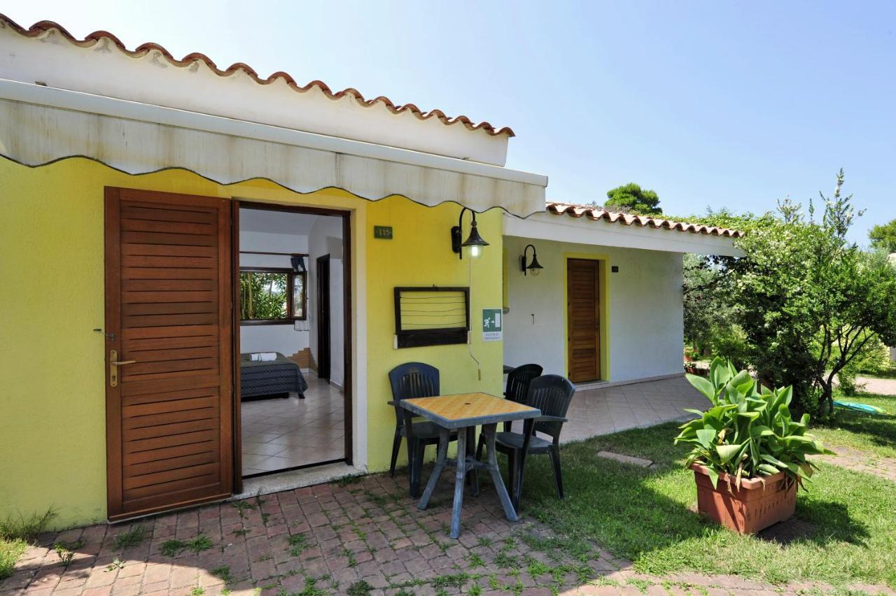 Hotel Cala Mirto Budoni Extérieur photo