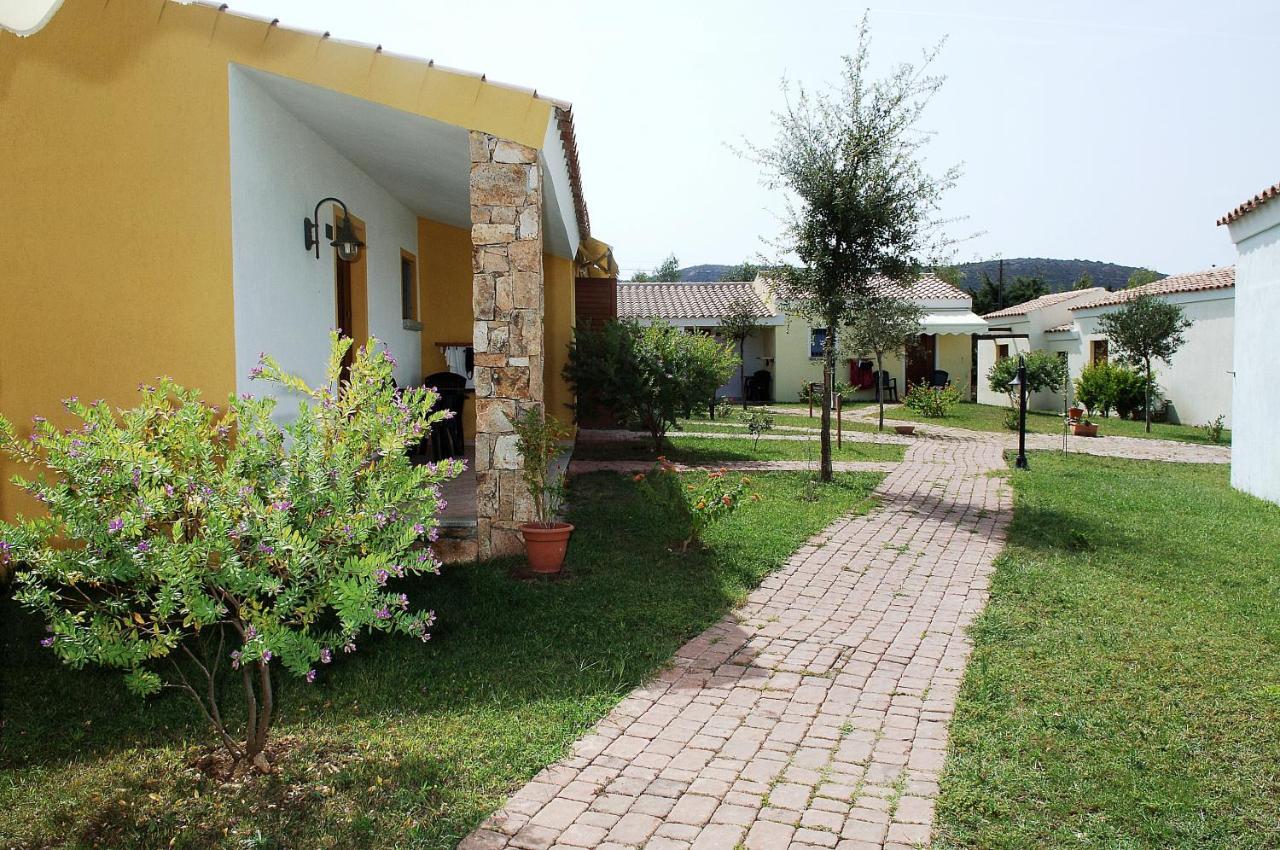 Hotel Cala Mirto Budoni Extérieur photo