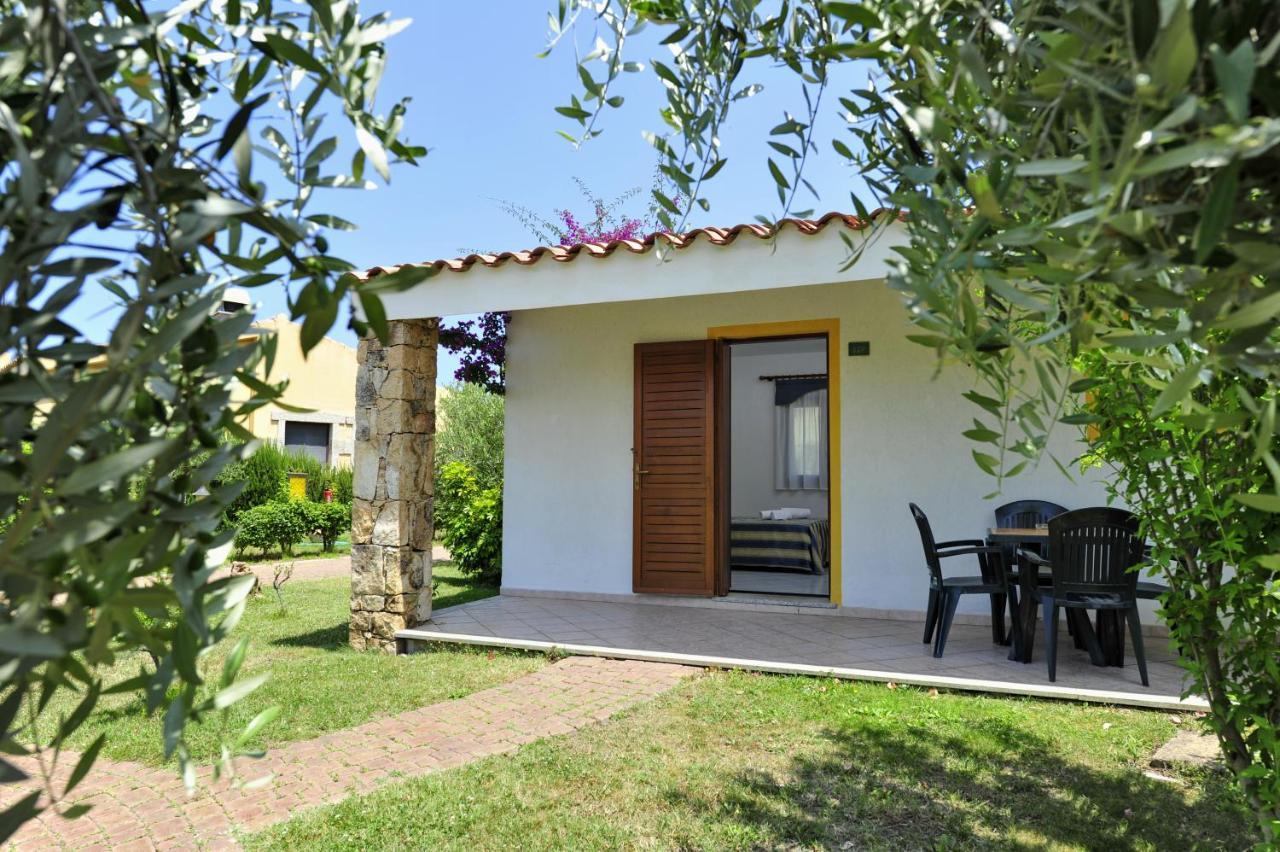 Hotel Cala Mirto Budoni Extérieur photo